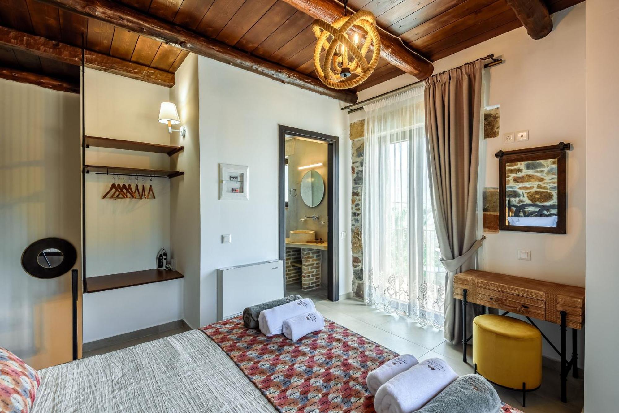 Minos Country Living Apartments Agriles Экстерьер фото