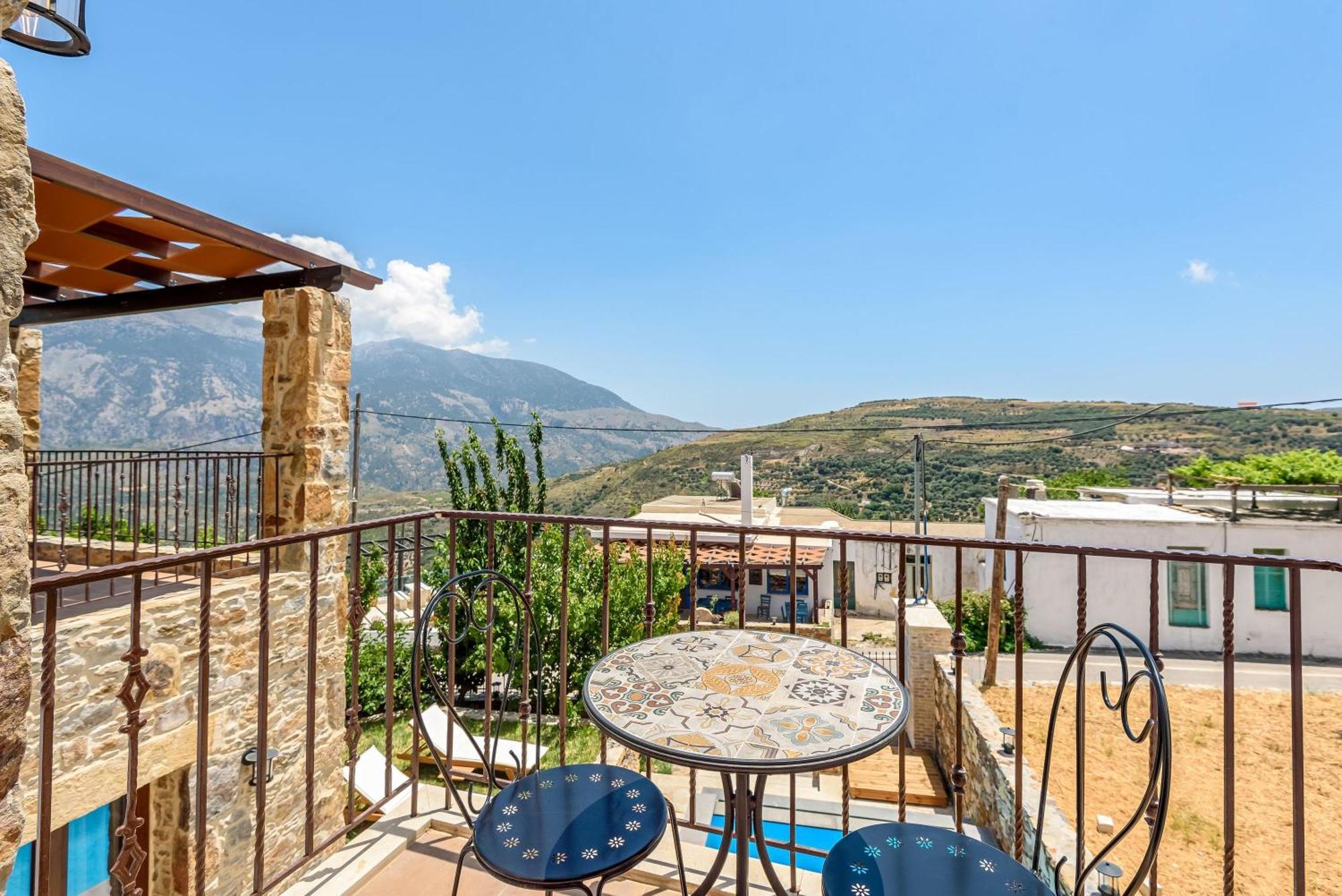 Minos Country Living Apartments Agriles Экстерьер фото